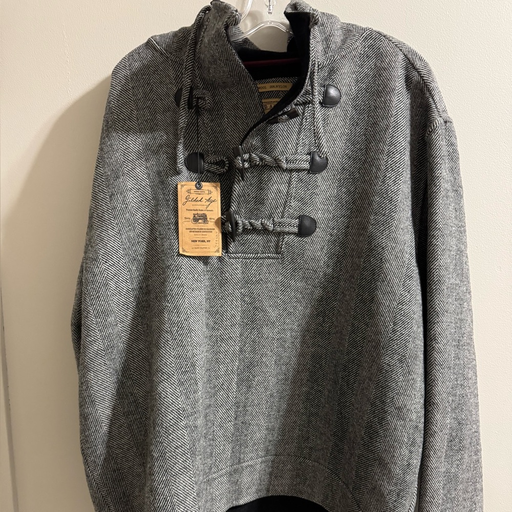 Men's Gray Toggle Closure Jacket